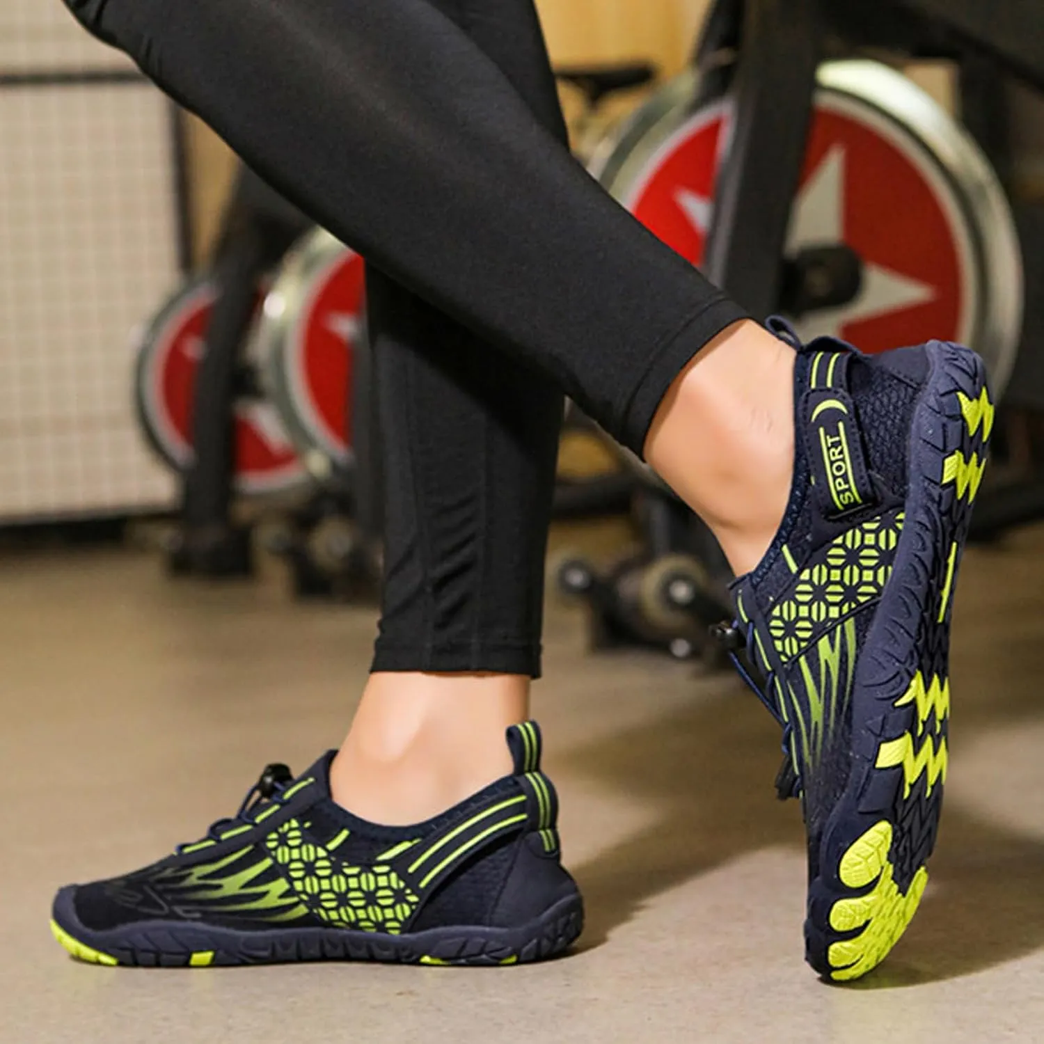 Couple Sports Shoes Outdoor Wading Non Slip Beach Diving Shoes Swimming Riding Fitness Womens Sneaker