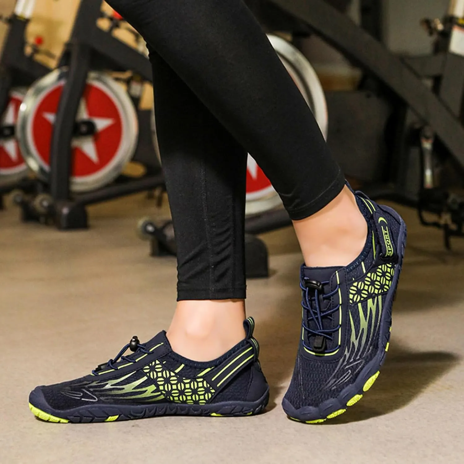 Couple Sports Shoes Outdoor Wading Non Slip Beach Diving Shoes Swimming Riding Fitness Womens Sneaker