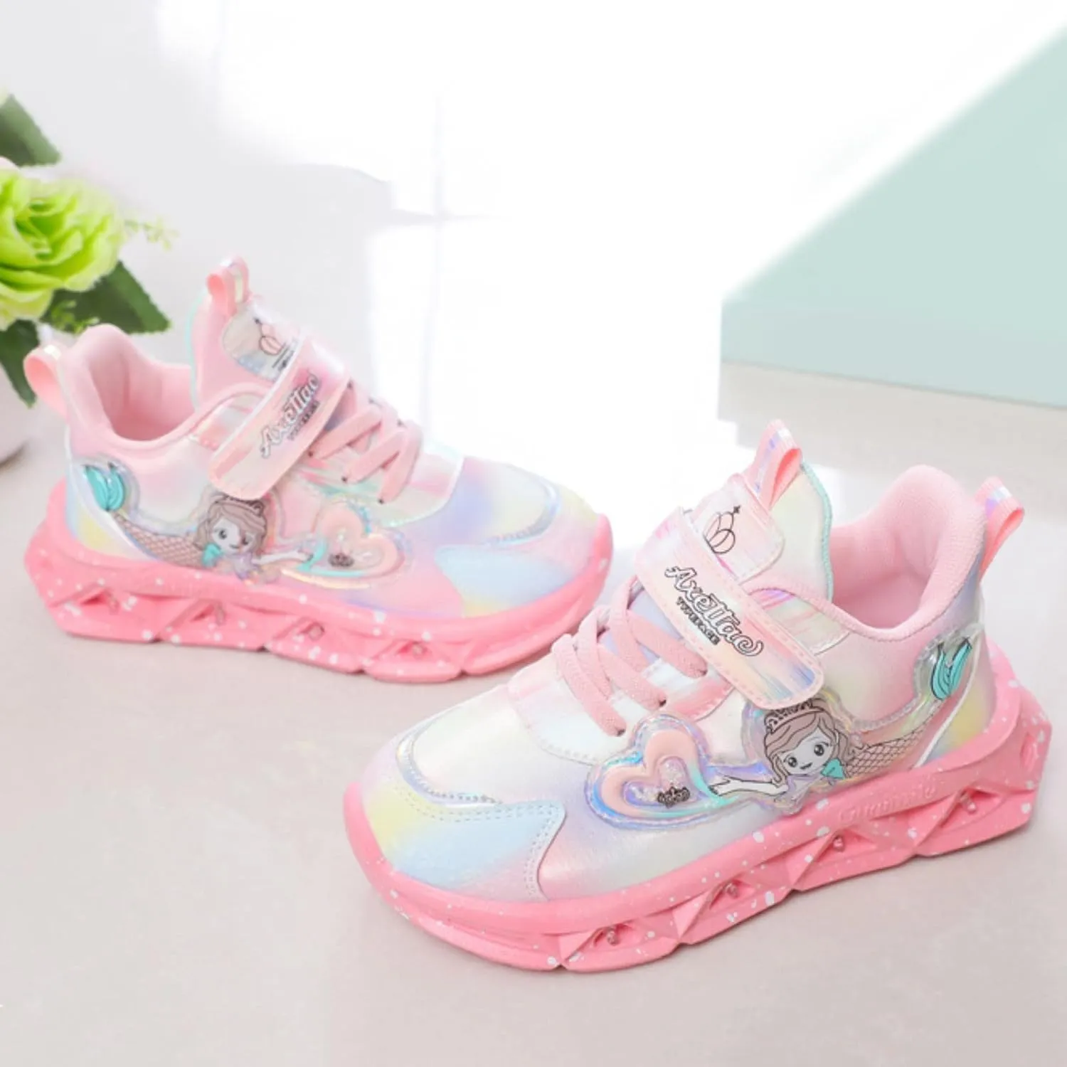 Girls’ Flat Sneakers Slip On Light-Up 𝗠ermaid Shoes Breathable Mesh Boots Lightweight Running Shoes