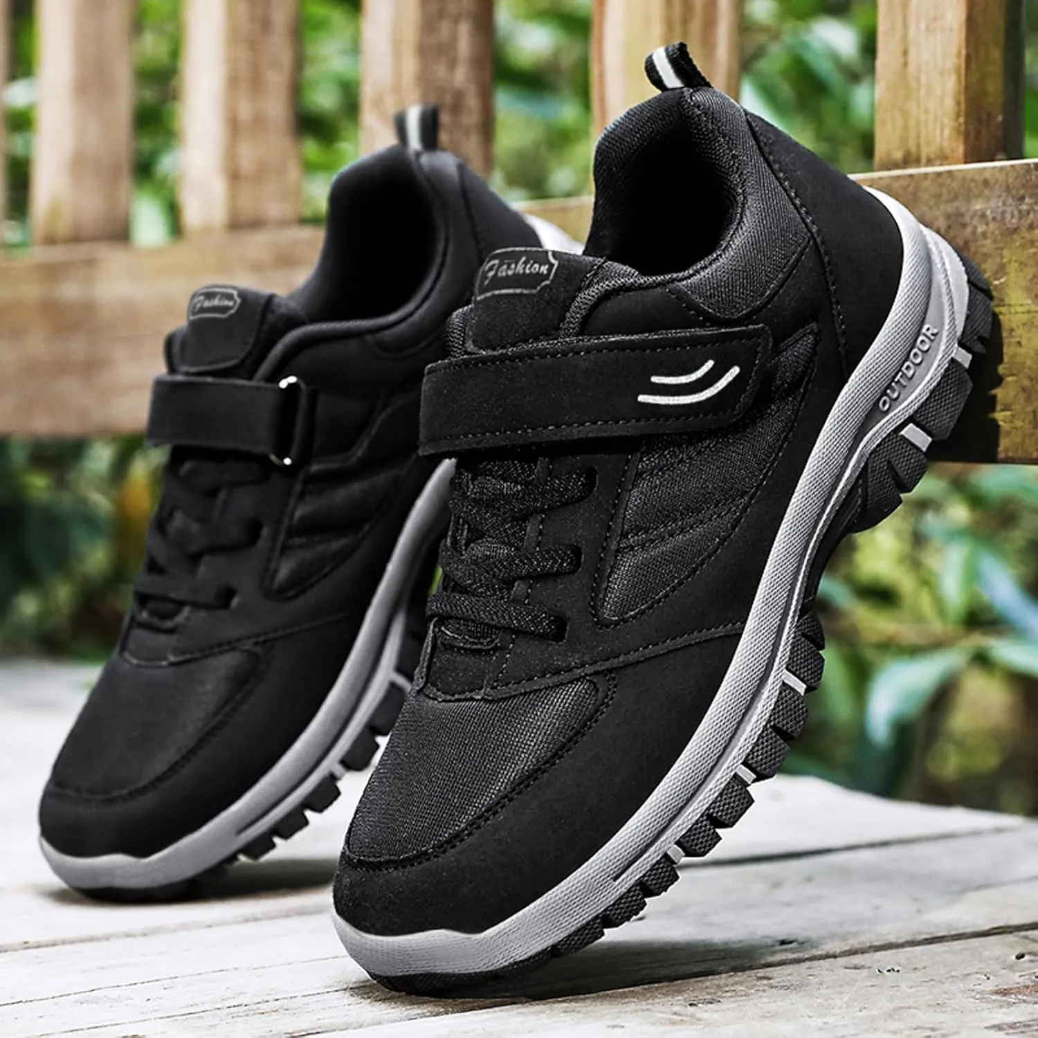 Men Casual Shoes Fashionable New Pattern Solid Color Simple Thick Sole Hook Loop Four Season Sports Mens Athletic Shoes