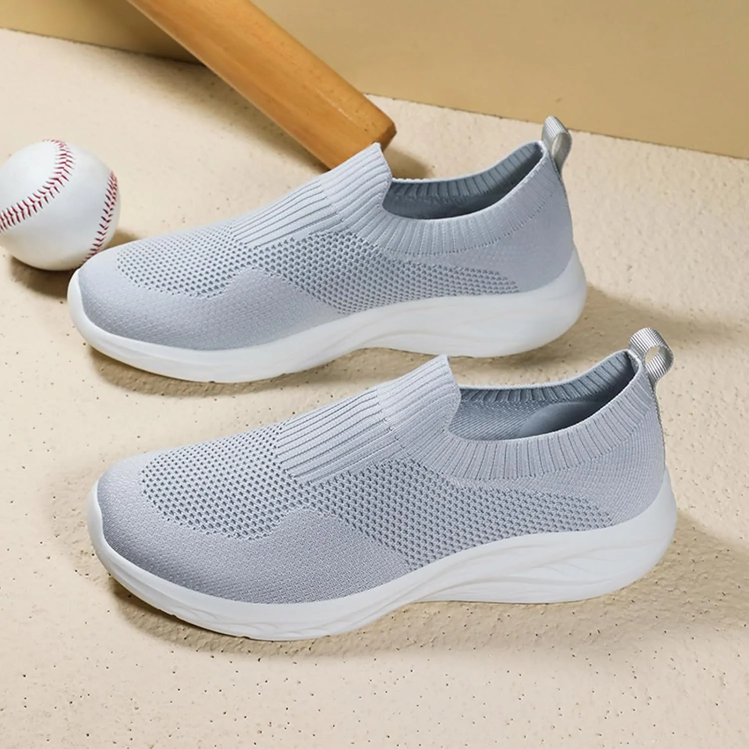 Men Sports Shoes Fashionable New Pattern Simple Pure Color Breathable Comfortable Lightweight Winter Sneaker Men