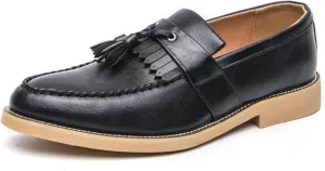 Men's Classic Tassel Loafers Black Leather Slip-On Dress Shoes with Kiltie Fringe Driving Flats Tan Sole Anti-Slip Moc Toe Design