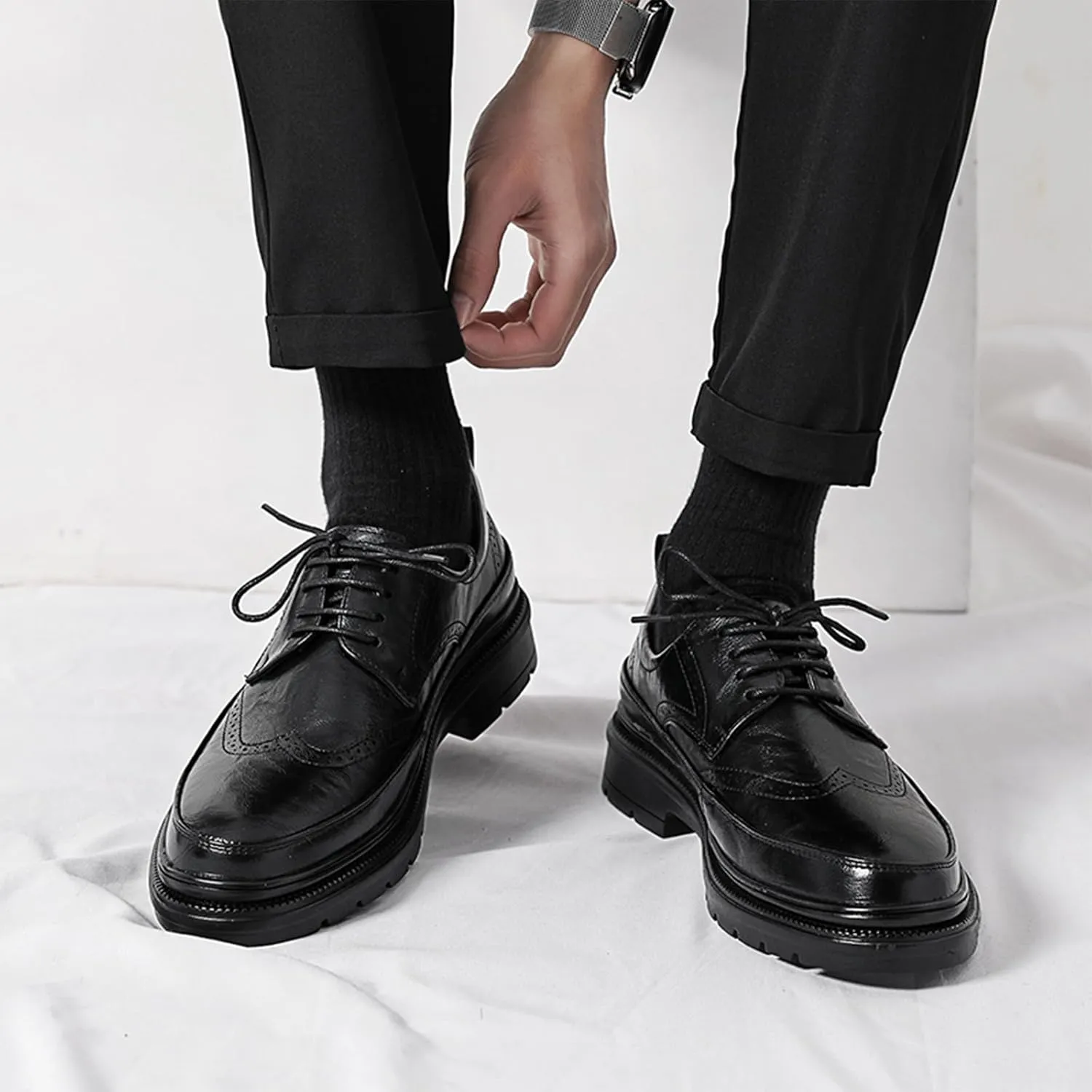 Men's Leather Platform Wingtip Business Oxfords Fashion Round Toe Lace Up Low Top Brogue Dress Shoes Hand Stitched Formal Derby Shoes