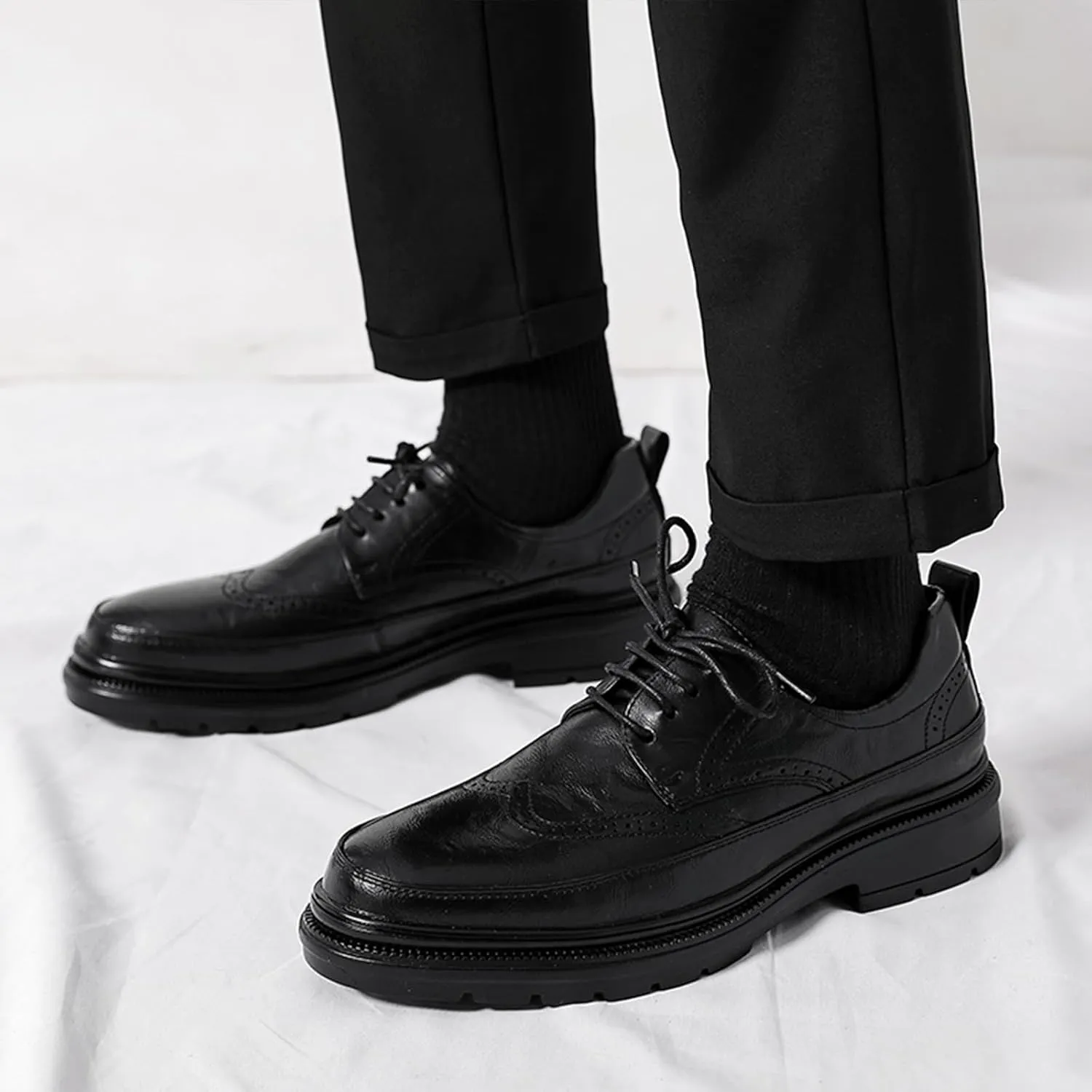 Men's Leather Platform Wingtip Business Oxfords Fashion Round Toe Lace Up Low Top Brogue Dress Shoes Hand Stitched Formal Derby Shoes