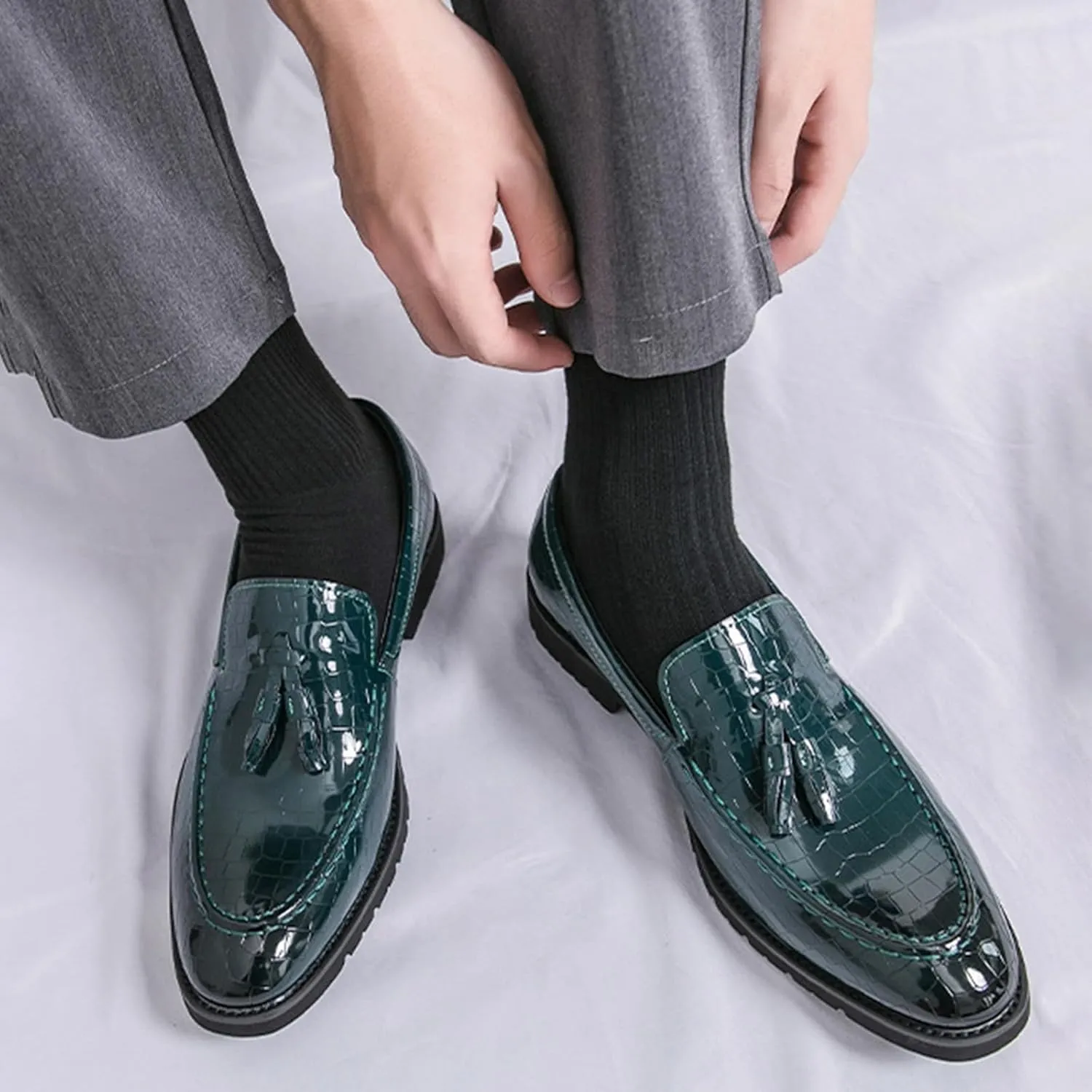 Men'S Leather Stone Pattern Tassel Slip-On Loafers,Fashion Pointed Toe Comfortable Low Top Non-Slip Dress Shoes,for Wedding Party Formal