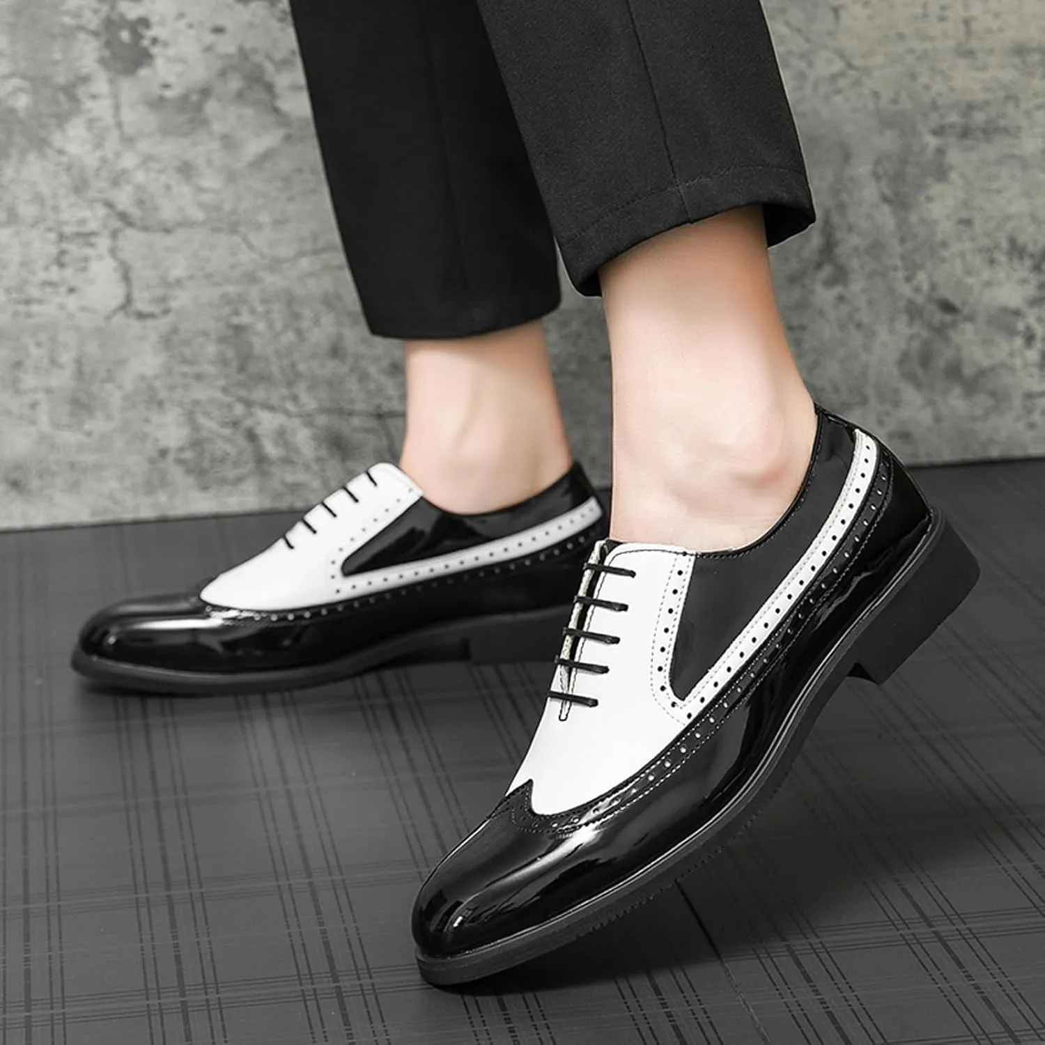 Men's Leather Two Tone Perforated Brogue Dress Shoes,Fashion Round Toe Lace-up Business Oxfords,Comfort Non-Slip Spectator Formal Shoes