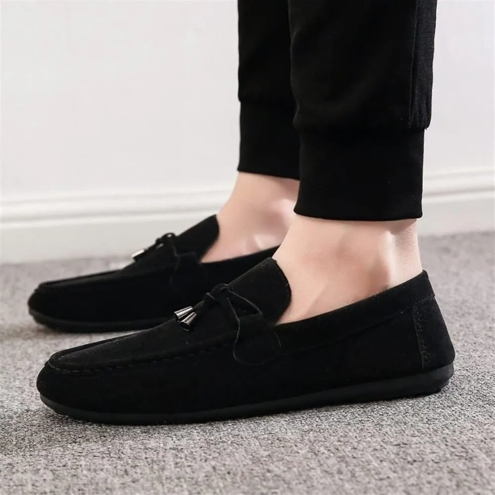 Men's Loafers Round Toe Smoking Loafers Tassel Simple Slip Resistant Flat Heel Anti-Slip Casual Classic Slip-ons
