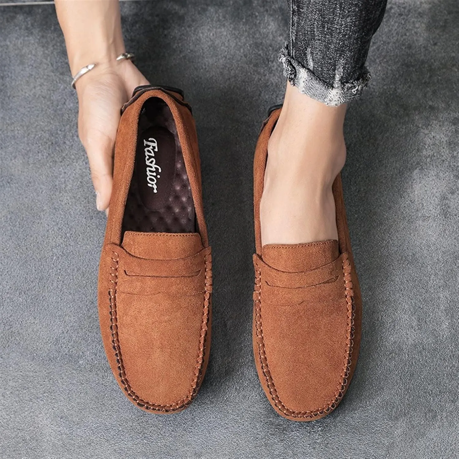 Men's Loafers Suede Vamp Penny Loafer Stitching Details Round Toe Flexible Flat Heel Slip Resistant Prom Classic Slip-ons