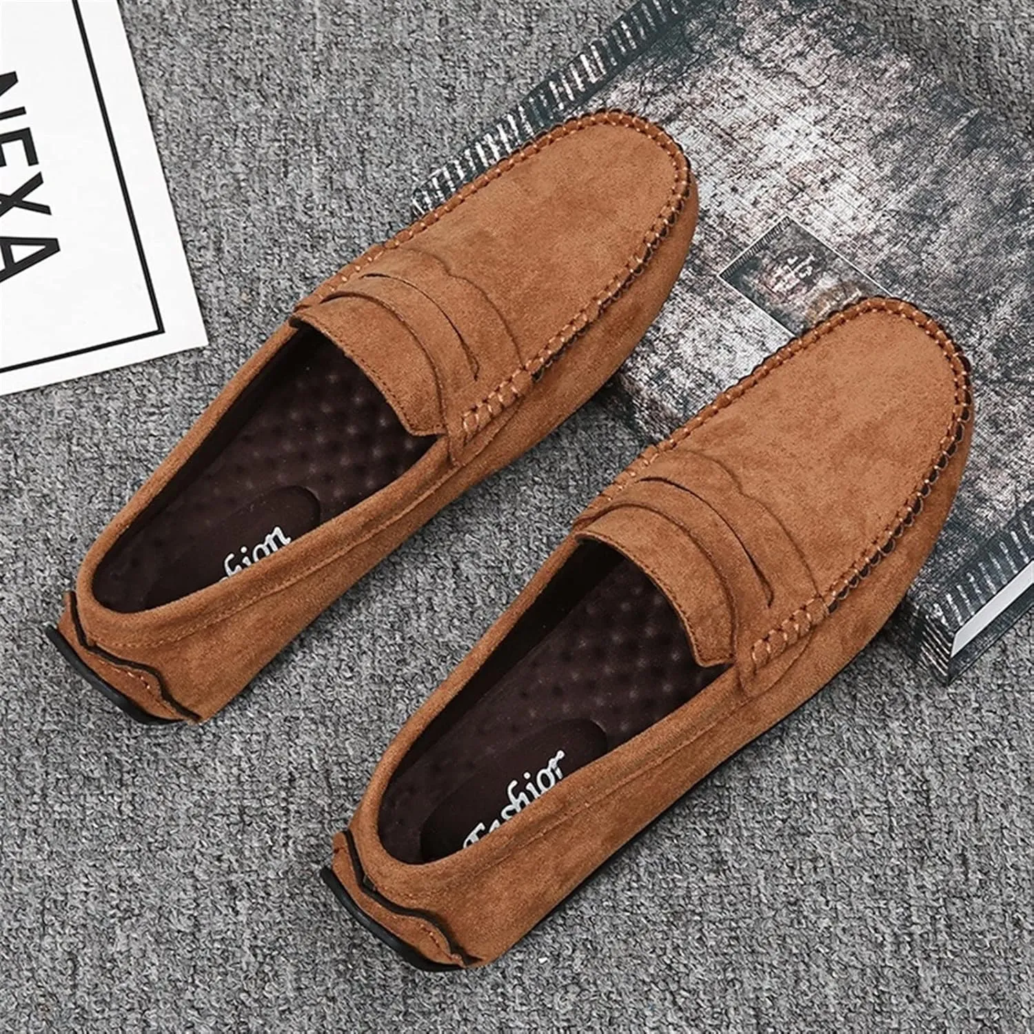 Men's Loafers Suede Vamp Penny Loafer Stitching Details Round Toe Flexible Flat Heel Slip Resistant Prom Classic Slip-ons