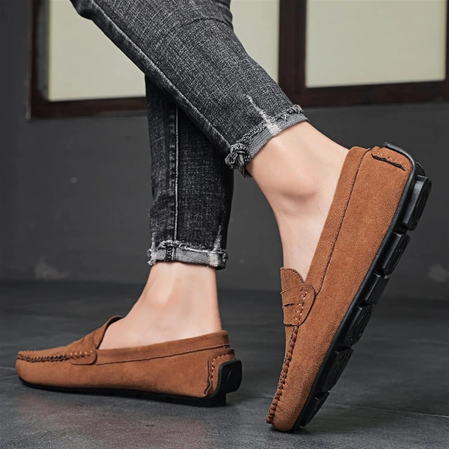 Men's Loafers Suede Vamp Penny Loafer Stitching Details Round Toe Flexible Flat Heel Slip Resistant Prom Classic Slip-ons