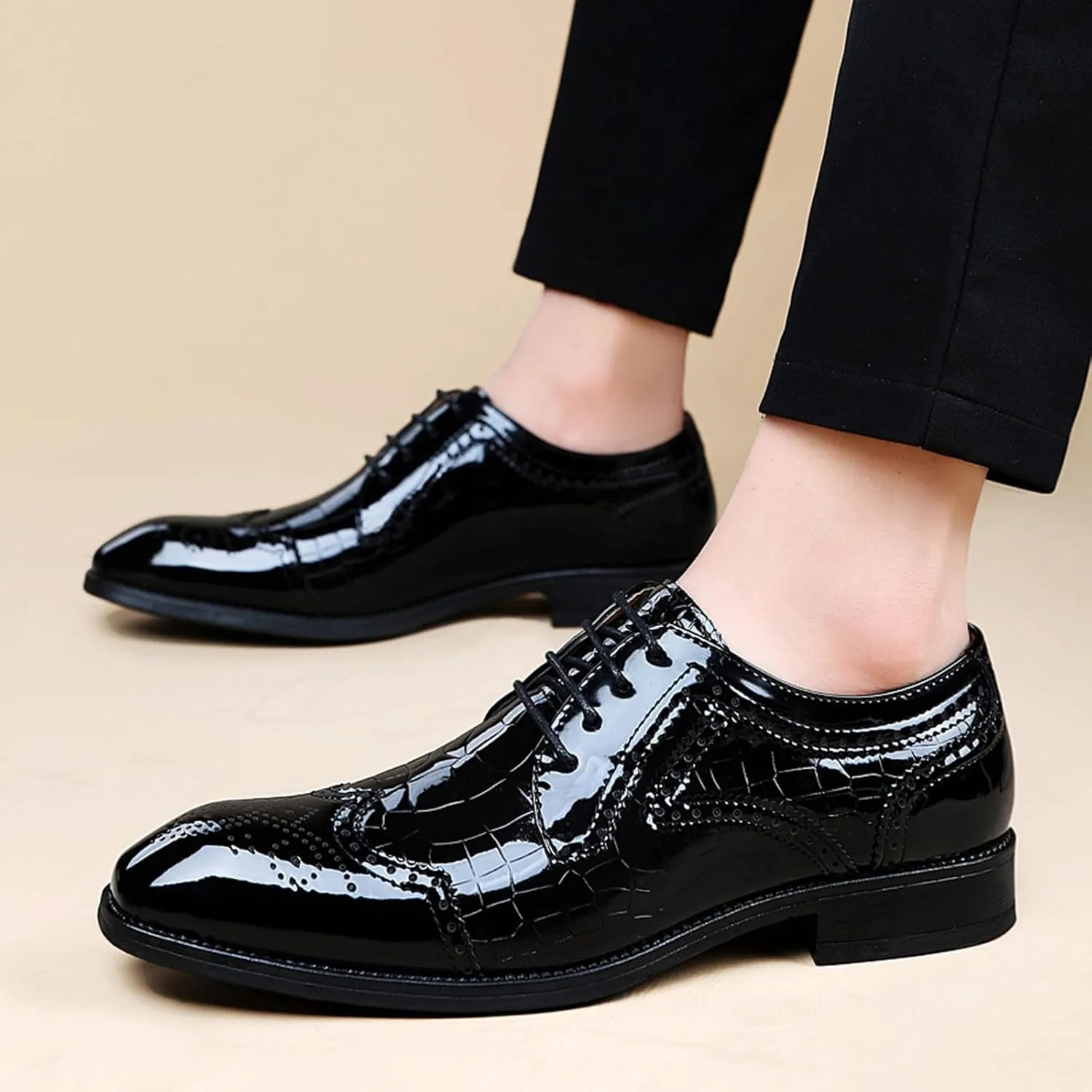 Men's Patent Leather Carved Brogue Oxford Shoes with Adjustable Laces Pointed Toe Wedding Shoes for Men, Business Formal Casual Shoes