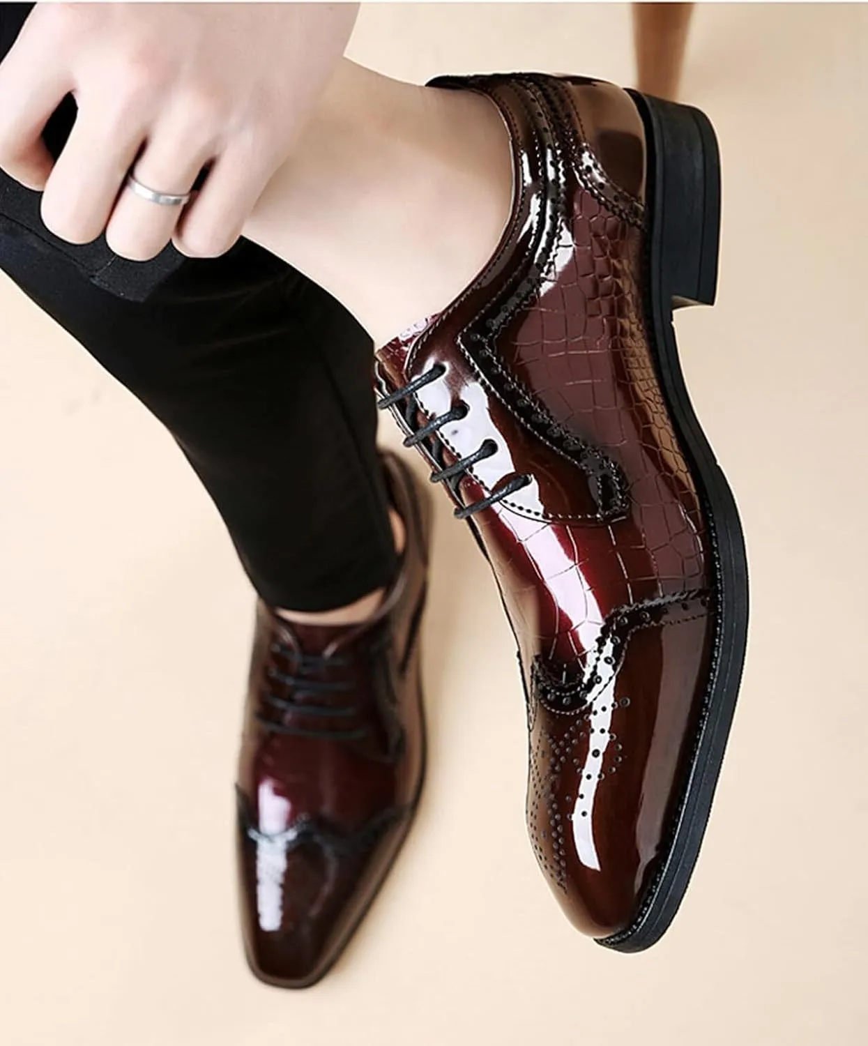 Men's Patent Leather Wingtip Oxfords Lace Up Dress Square Toe Shoes Retro Round Toe Tuxedo Shoes for Prom Wedding Business