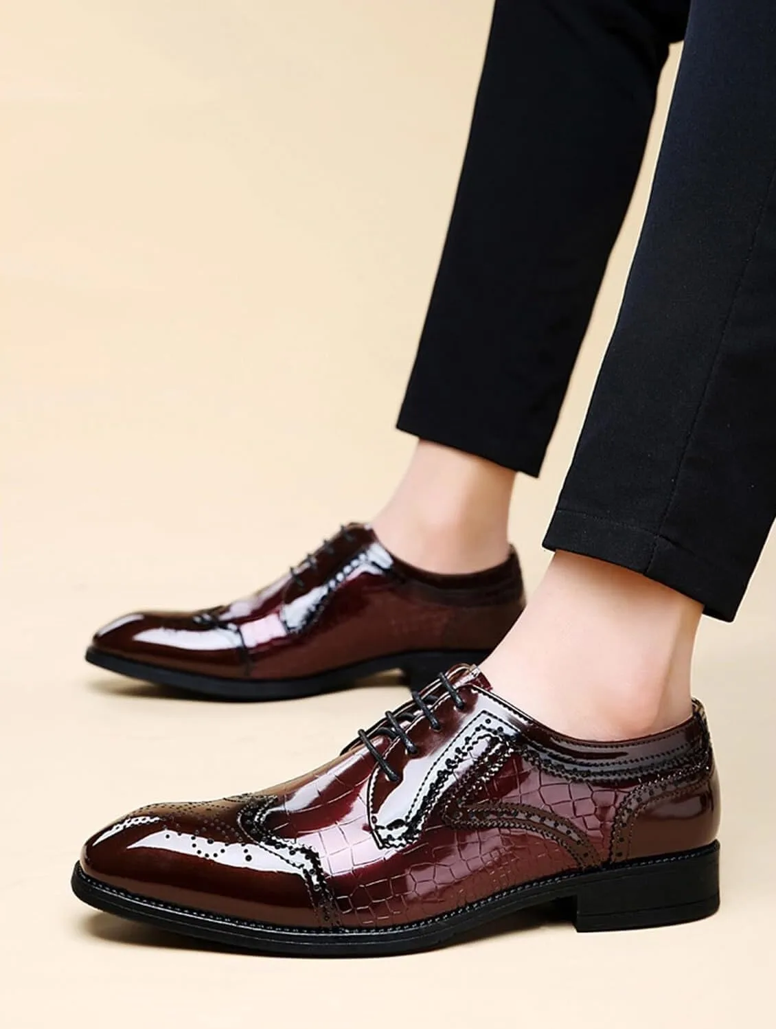 Men's Patent Leather Wingtip Oxfords Lace Up Dress Square Toe Shoes Retro Round Toe Tuxedo Shoes for Prom Wedding Business