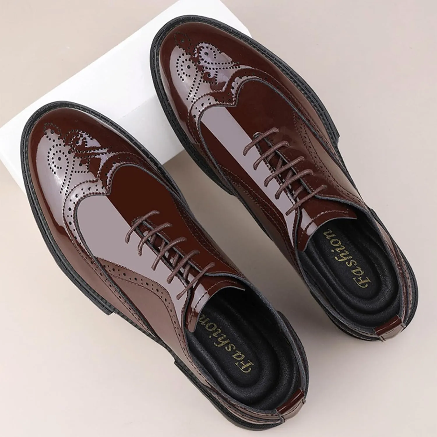 Men's Patent Leather Wingtips Carved Brogue Derby Shoes Classic Round Toe Lace Up Thick Sole Dress Oxfords Breathable Handmade Formal Business Shoes