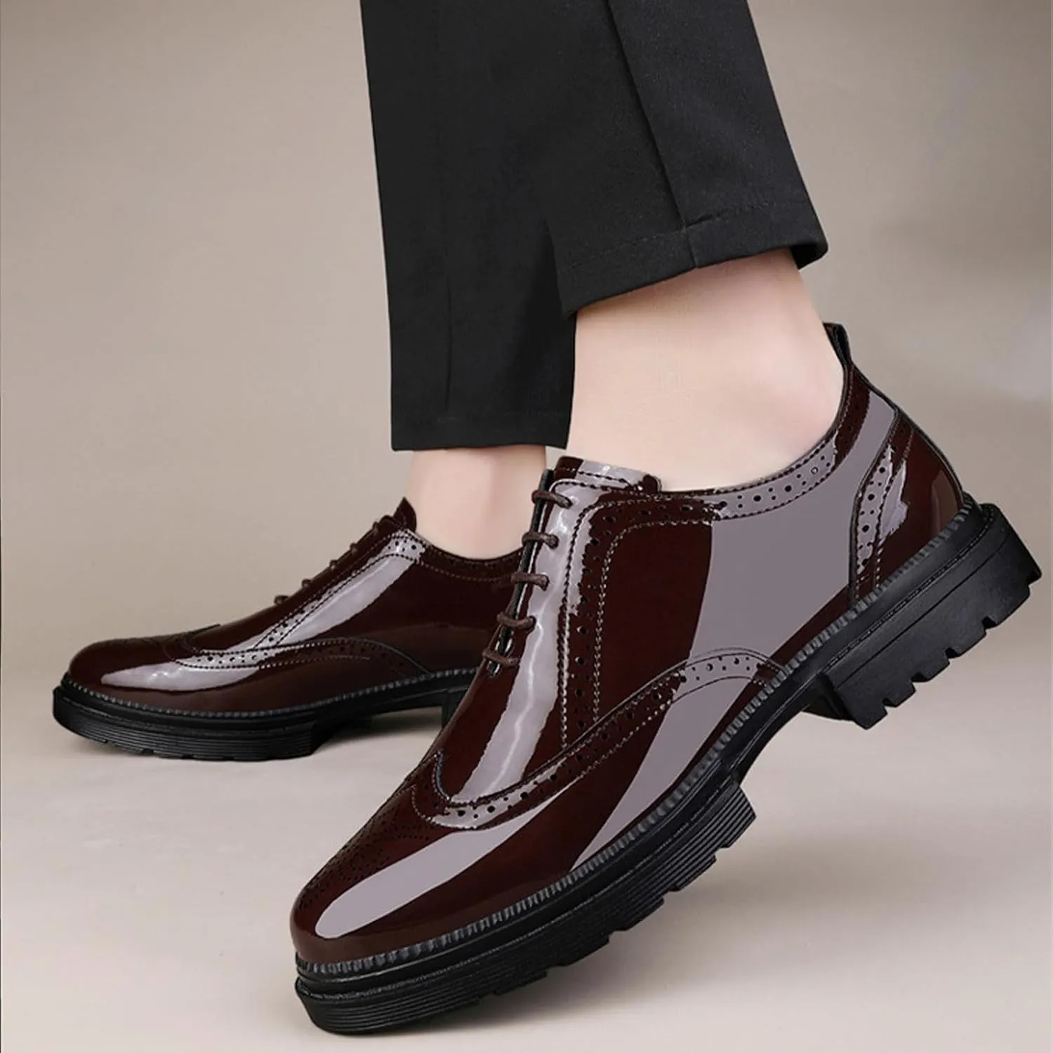 Men's Patent Leather Wingtips Carved Brogue Derby Shoes Classic Round Toe Lace Up Thick Sole Dress Oxfords Breathable Handmade Formal Business Shoes