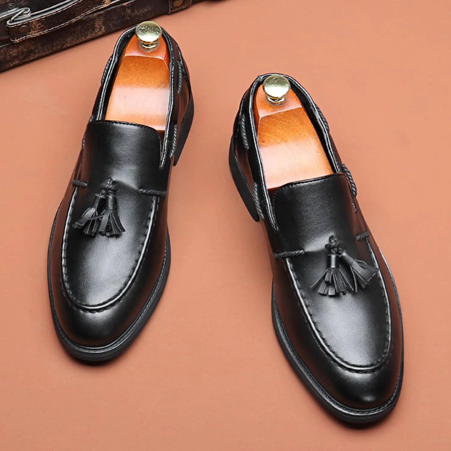 Men's Tassel Loafers Classic & Comfortable Slip-On Casual Driving Shoes for Men Versatile Style