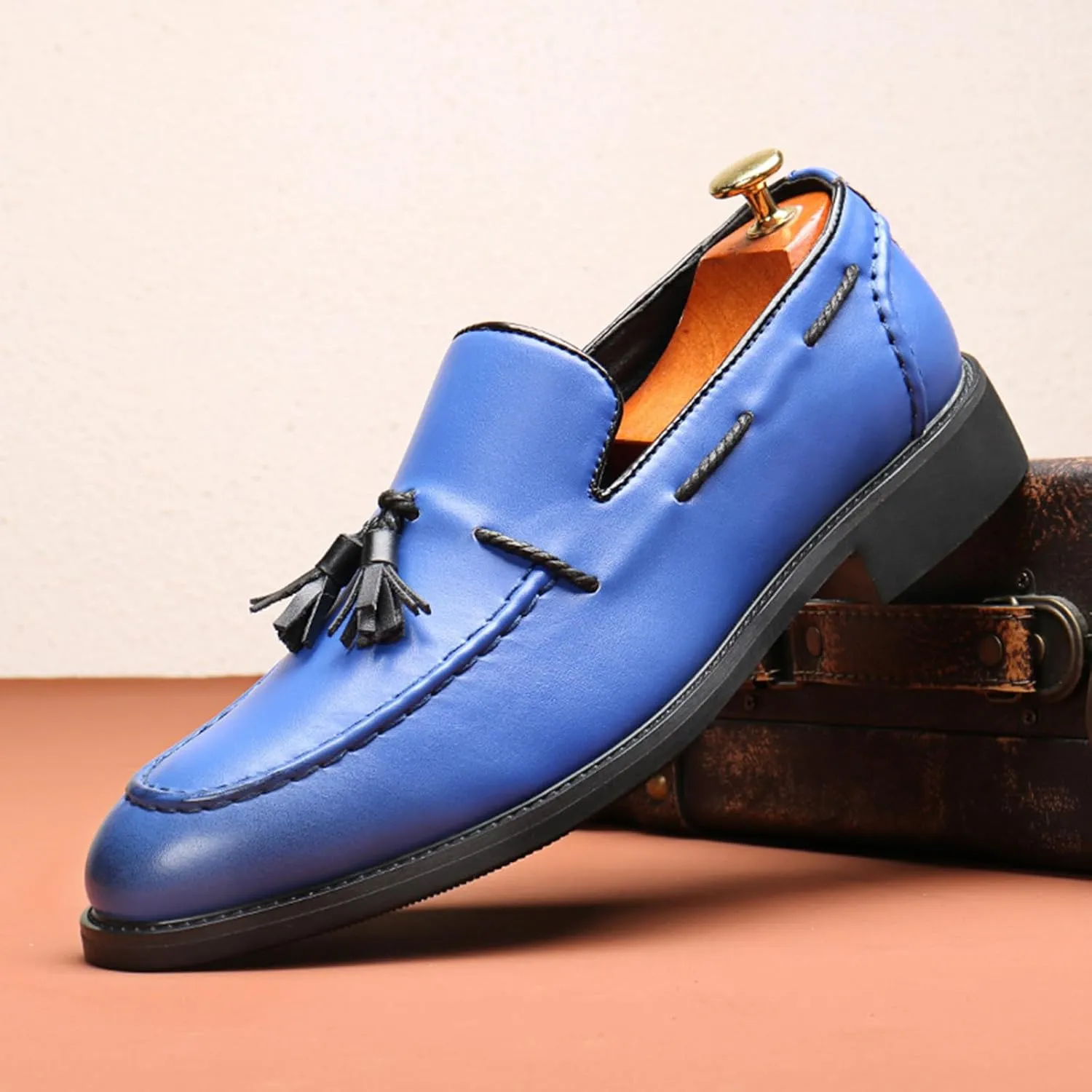 Men's Tassel Loafers Classic & Comfortable Slip-On Casual Driving Shoes for Men Versatile Style