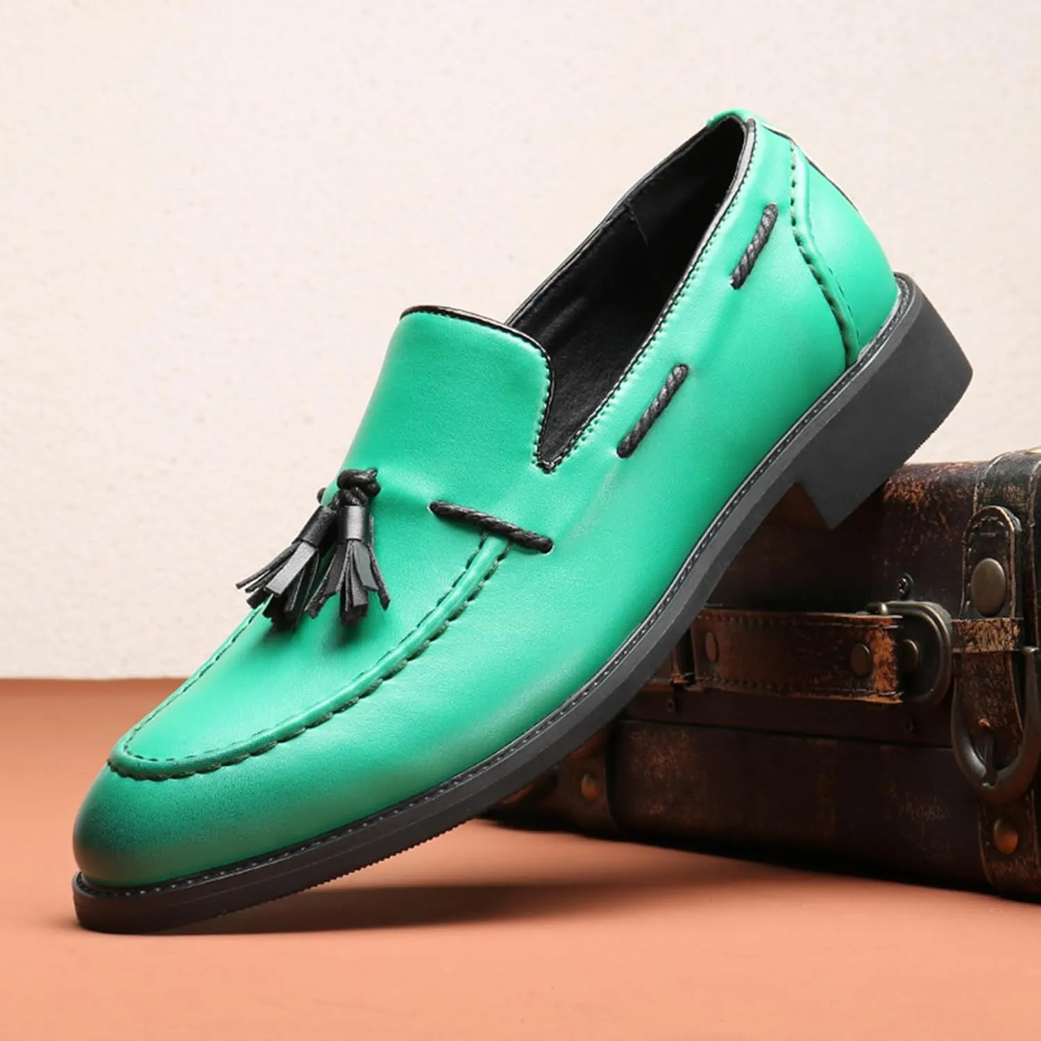 Men's Tassel Loafers Classic & Comfortable Slip-On Casual Driving Shoes for Men Versatile Style