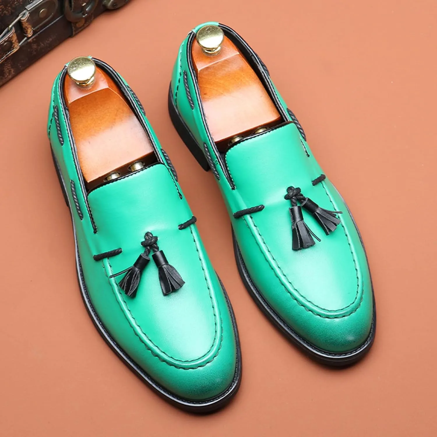Men's Tassel Loafers Classic & Comfortable Slip-On Casual Driving Shoes for Men Versatile Style