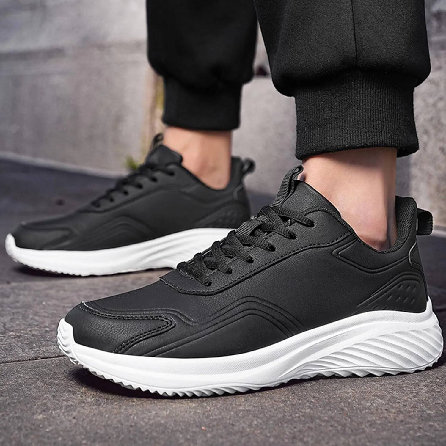 Men's Waterproof Leather Shock Absorbing Running Shoes Classic Round Toe Lace Up Outdoor Casual Walking Shoes Lightweight Non-Slip Comfortable Hiking Sneakers