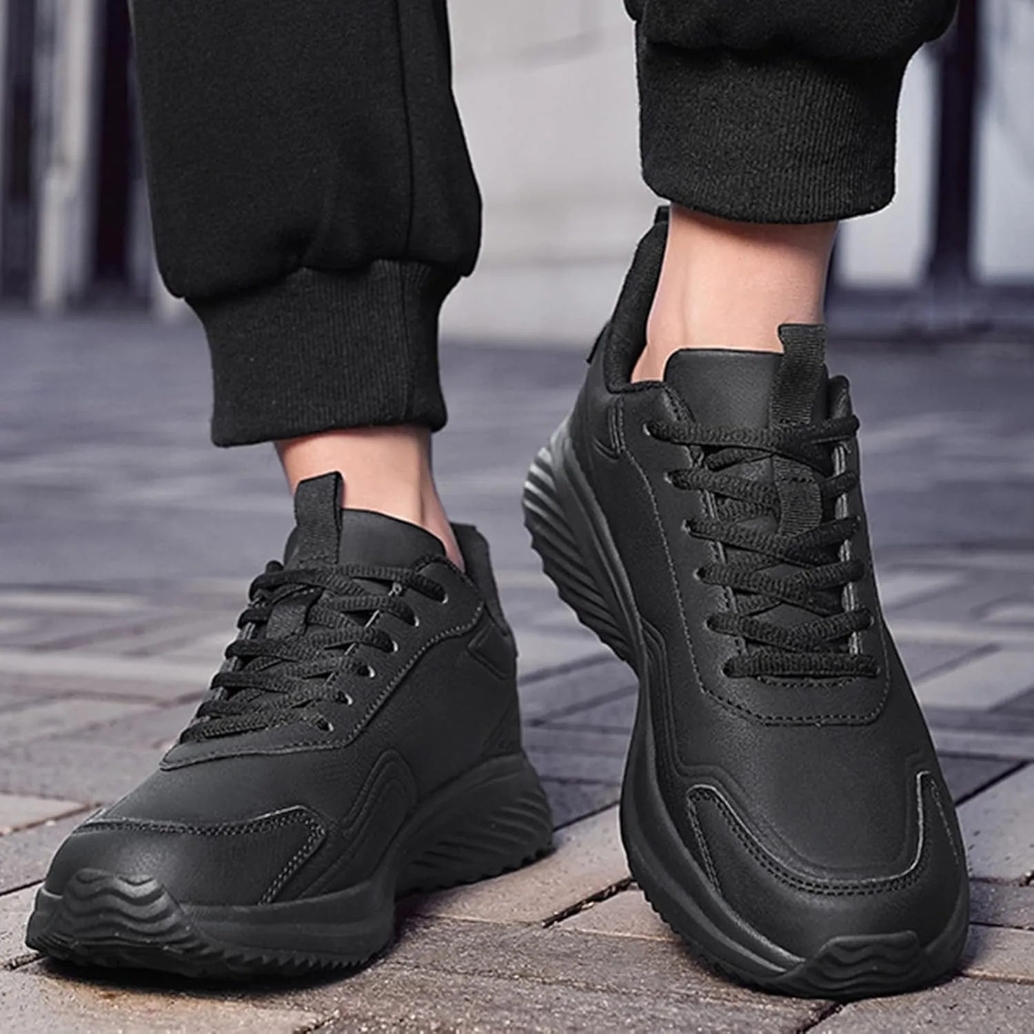 Men's Waterproof Leather Shock Absorbing Running Shoes Classic Round Toe Lace Up Outdoor Casual Walking Shoes Lightweight Non-Slip Comfortable Hiking Sneakers