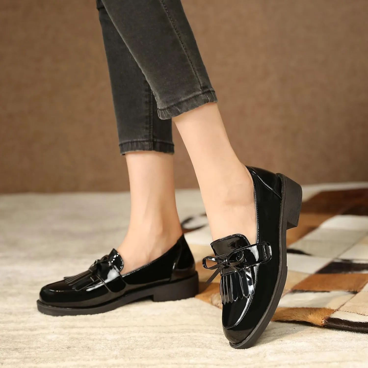 Parisuit Women's Patent Leather Loafers Flat Low Heel Slip On Pumps Round Toe Fashion Dress Uniform Work Shoes