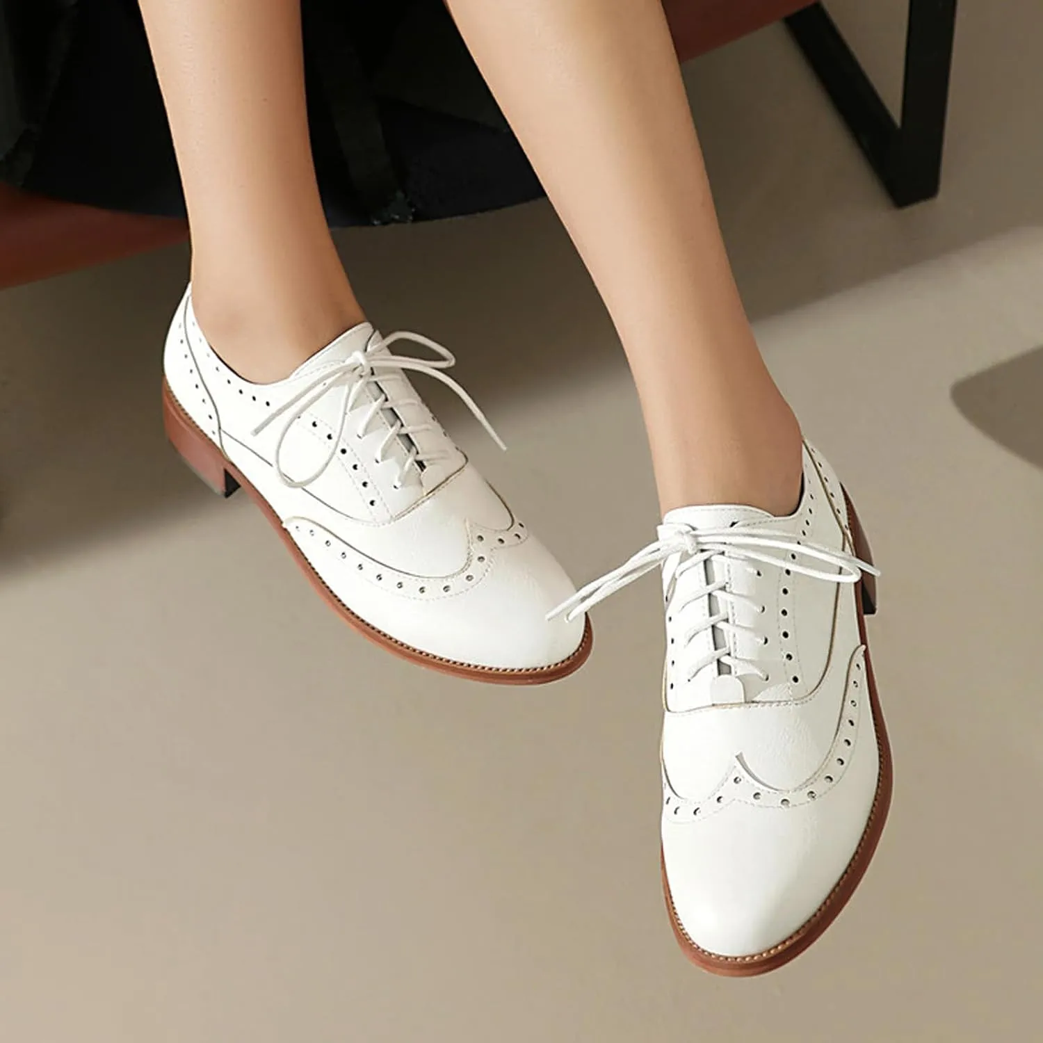 Women's Leather Comfortable Chunky Stacked Heel Brogue Oxford Shoes Classic Pointed Toe Breathable Perforated Lace up Low Heel Business Casual Dress Oxfords for Wedding Party Work