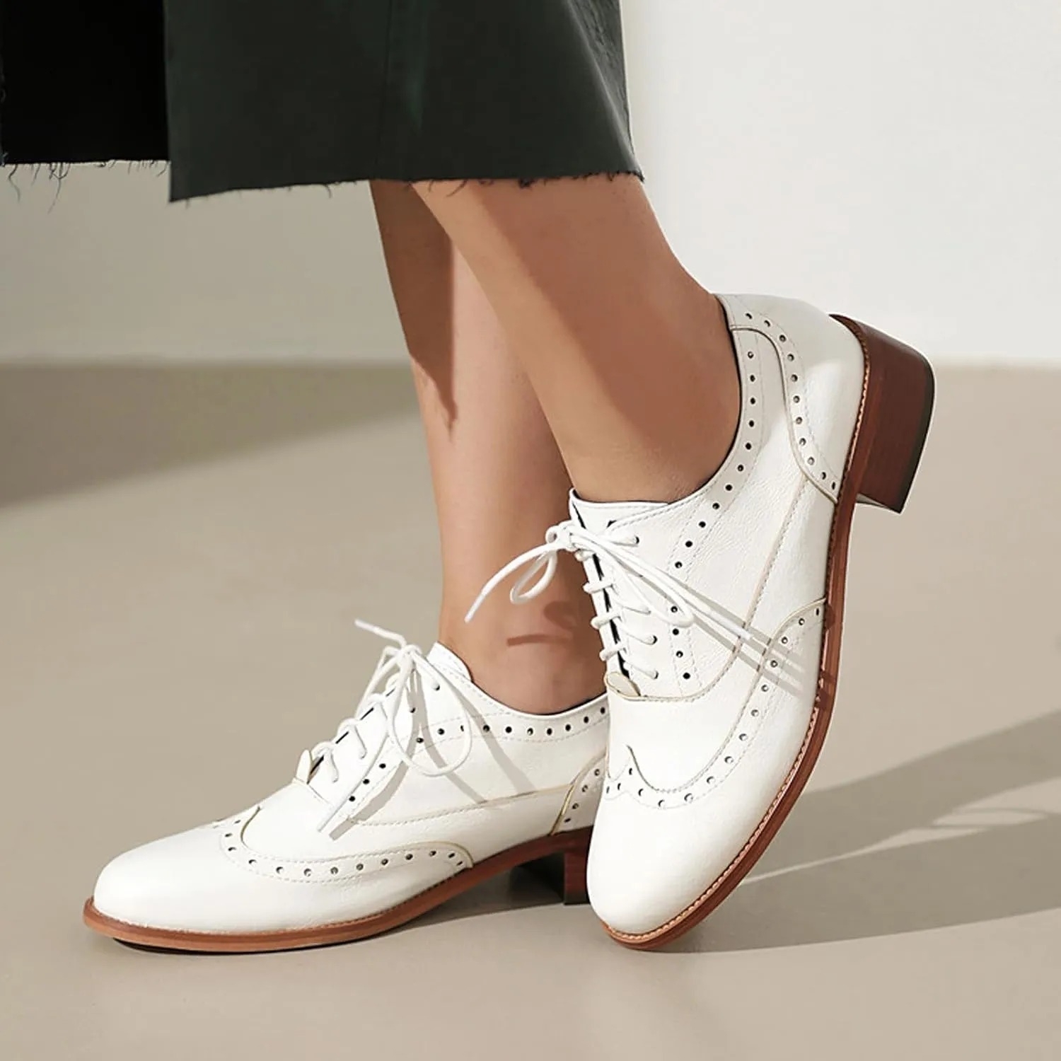 Women's Leather Comfortable Chunky Stacked Heel Brogue Oxford Shoes Classic Pointed Toe Breathable Perforated Lace up Low Heel Business Casual Dress Oxfords for Wedding Party Work