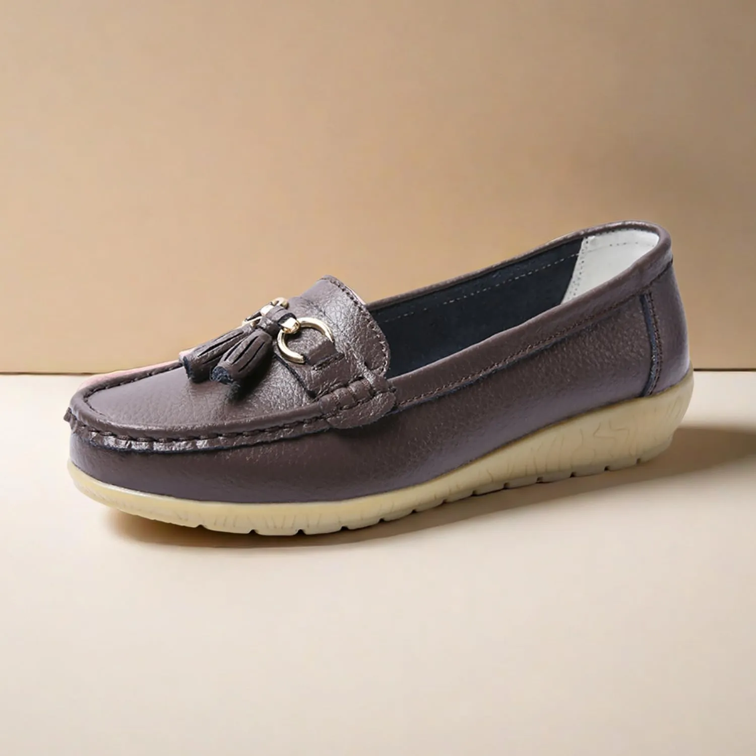 Women's Leather Slip On Tassel Loafers Soft Casual Walking Penny Flats Boat Moccasins Non-Slip Outdoor Comfortable Office Fashion Lightweight Breathable Driving Shoes for Women
