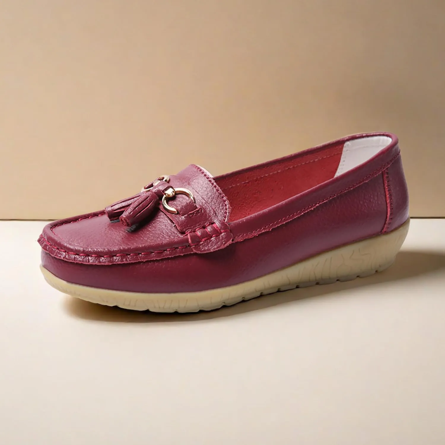 Women's Leather Slip On Tassel Loafers Soft Casual Walking Penny Flats Boat Moccasins Non-Slip Outdoor Comfortable Office Fashion Lightweight Breathable Driving Shoes for Women