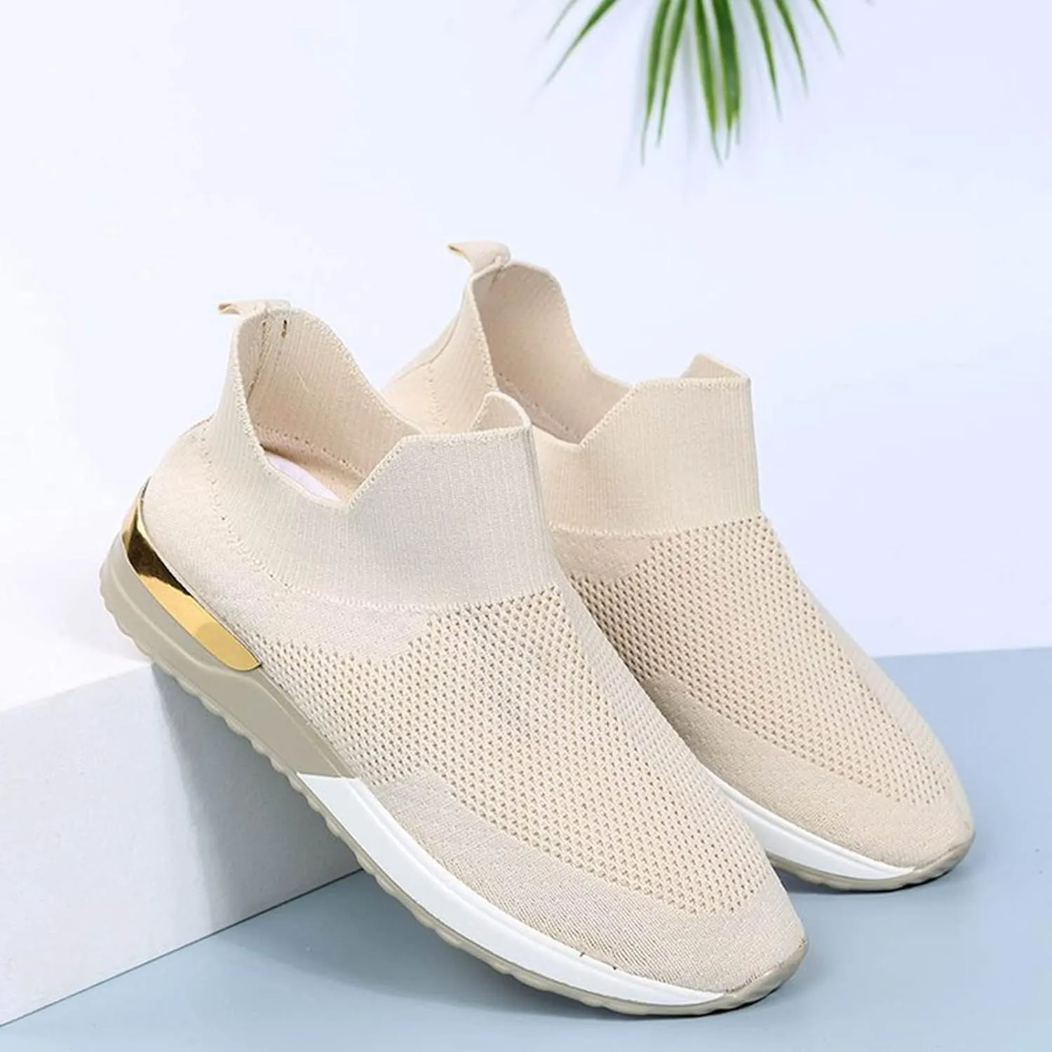 Women's Slip on Shoes Canvas Sneakers Loafers Non Slip Mens Casual Shoes Wide Width Brown Casual Shoes Walking Sneakers Waterproof Tennis Shoe White Loafers