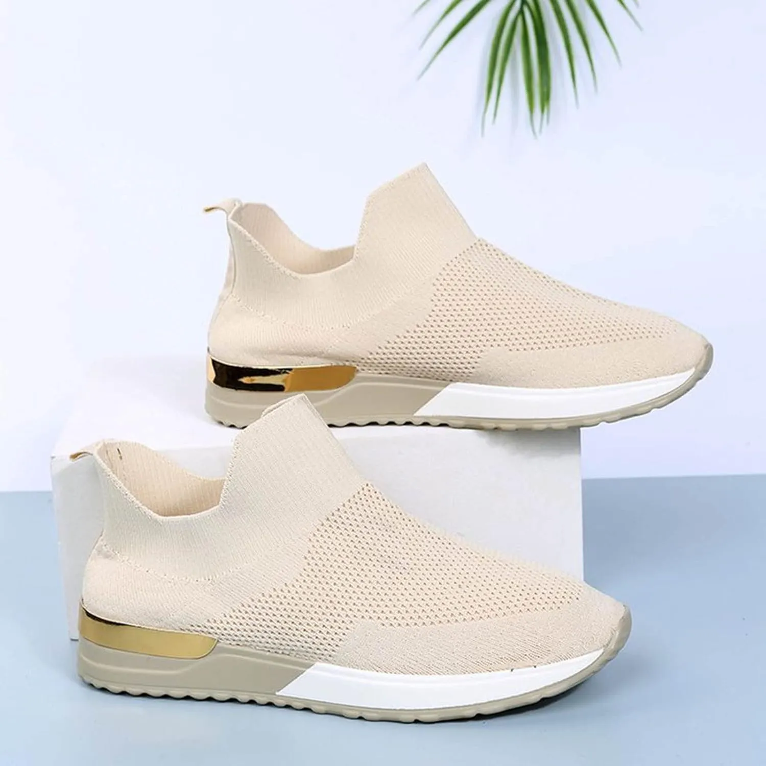 Women's Slip on Shoes Canvas Sneakers Loafers Non Slip Mens Casual Shoes Wide Width Brown Casual Shoes Walking Sneakers Waterproof Tennis Shoe White Loafers